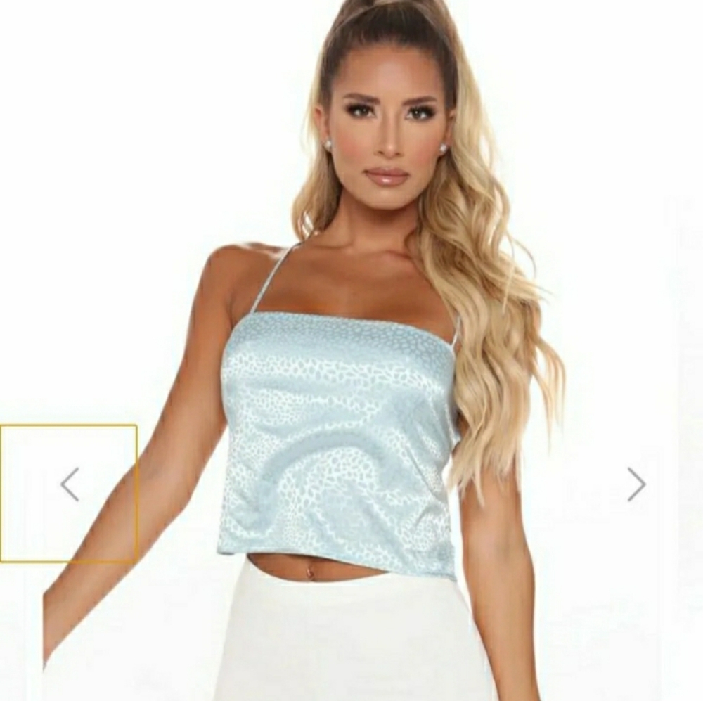 *FREE* Fashion Nova top